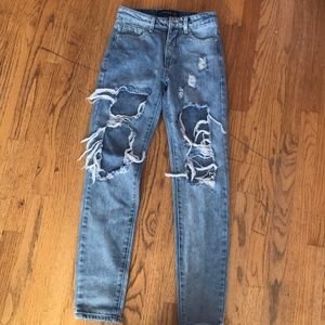 Ripped mom jeans 🦋🌊✨